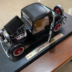 Ford 3 window coupe 1/32 scale. 1932. approximately 9.5" Long. Road legends.